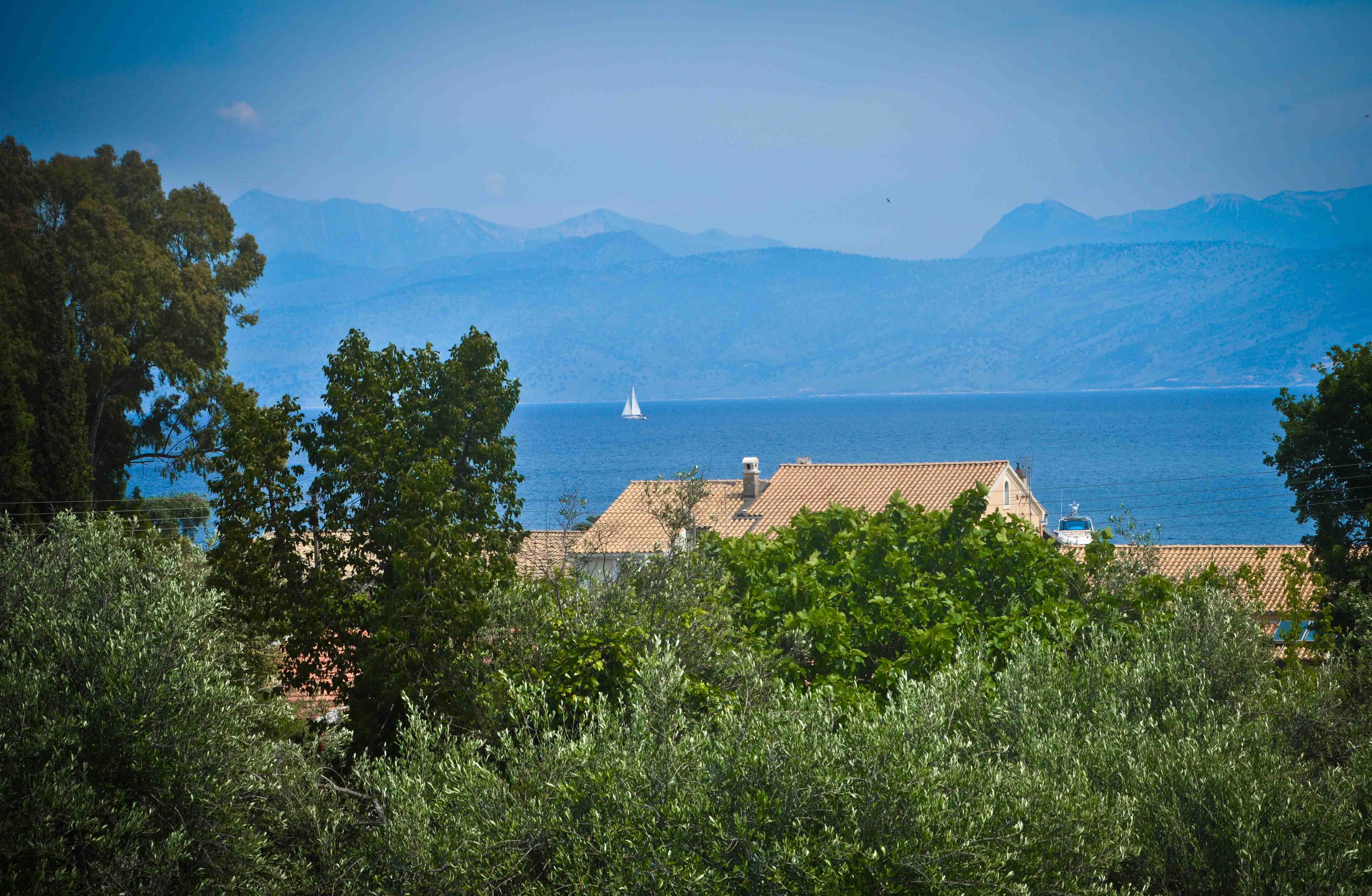 Katia Beach Hotel Kassiopi Exterior photo